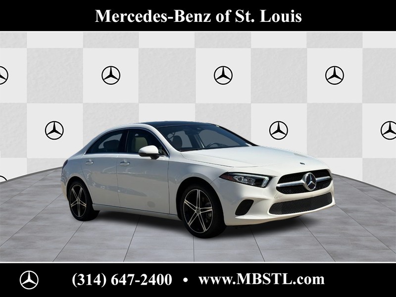 Mercedes-Benz A-Class Vehicle Full-screen Gallery Image 01
