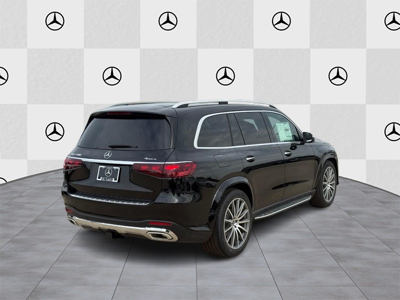 Mercedes-Benz GLS Vehicle Full-screen Gallery Image 3
