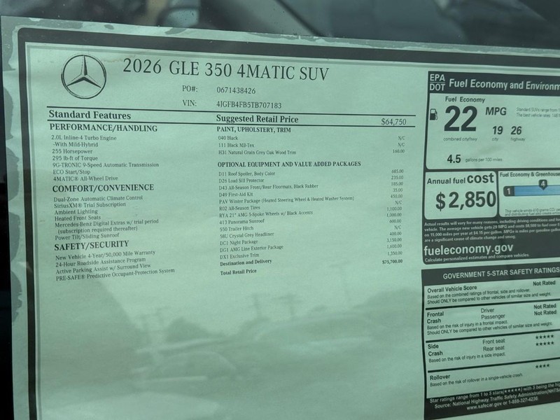Mercedes-Benz GLE Vehicle Full-screen Gallery Image 7