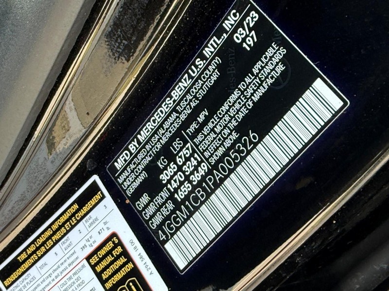 Mercedes-Benz EQE Vehicle Full-screen Gallery Image 25