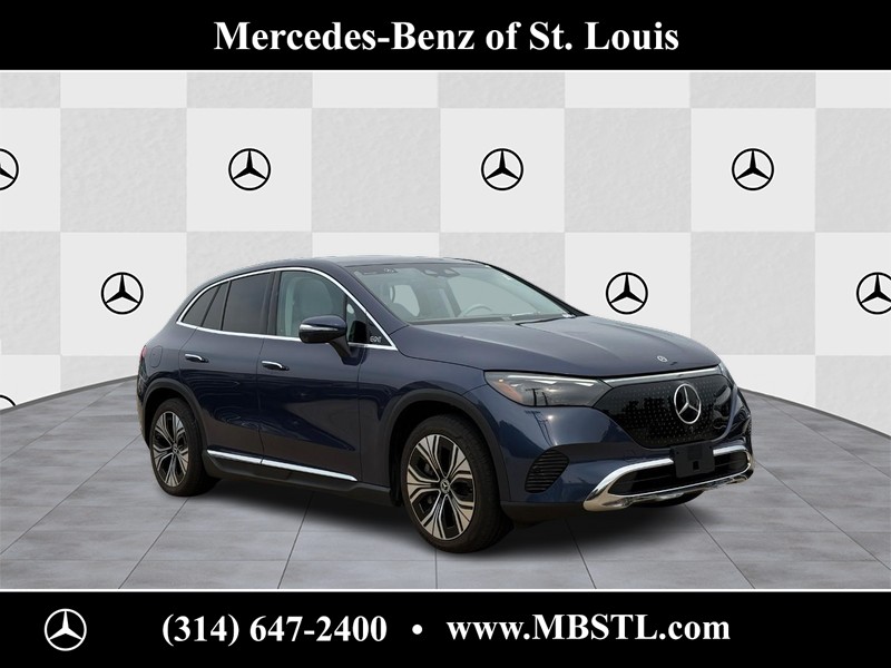 Mercedes-Benz EQE Vehicle Full-screen Gallery Image 01