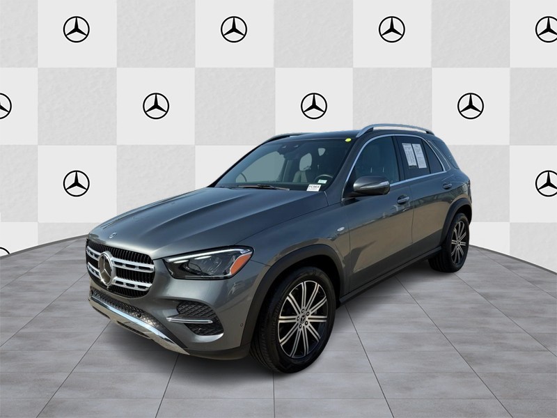 Mercedes-Benz GLE Vehicle Full-screen Gallery Image 5