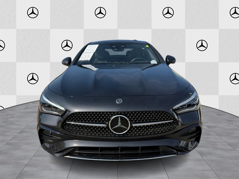 Mercedes-Benz CLE Vehicle Full-screen Gallery Image 7