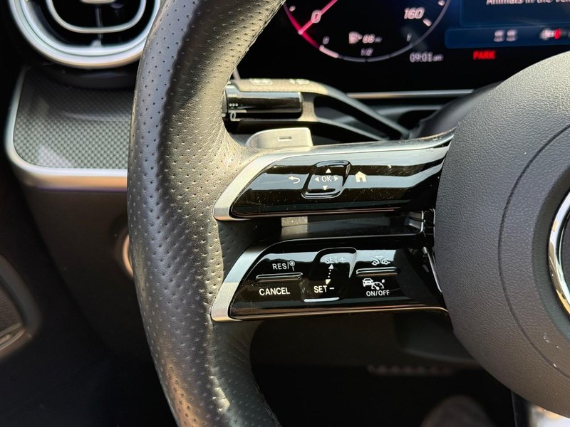 Mercedes-Benz CLE Vehicle Full-screen Gallery Image 18