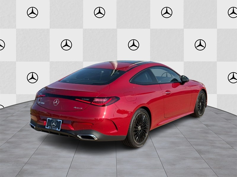 Mercedes-Benz CLE Vehicle Full-screen Gallery Image 3