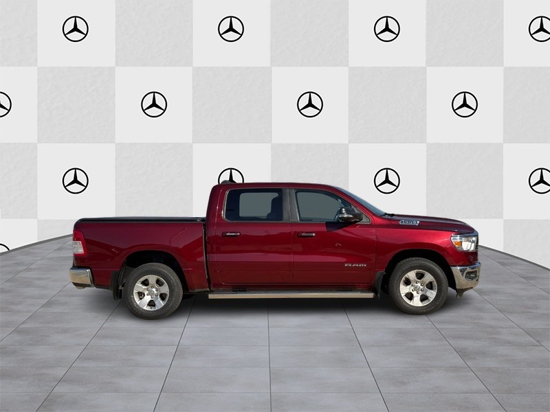 Ram 1500 Vehicle Full-screen Gallery Image 2