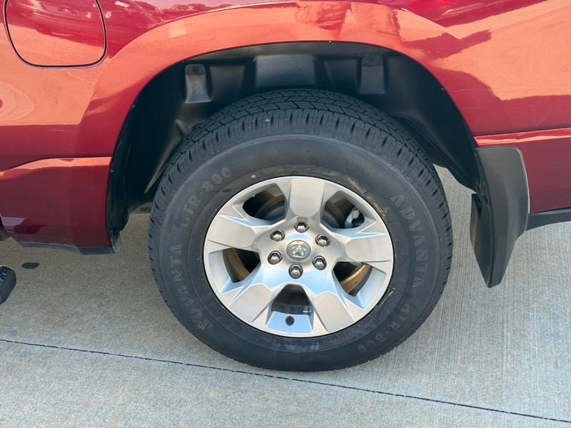 Ram 1500 Vehicle Full-screen Gallery Image 9
