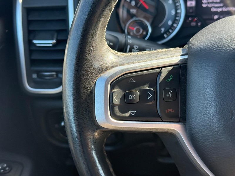 Ram 1500 Vehicle Full-screen Gallery Image 19