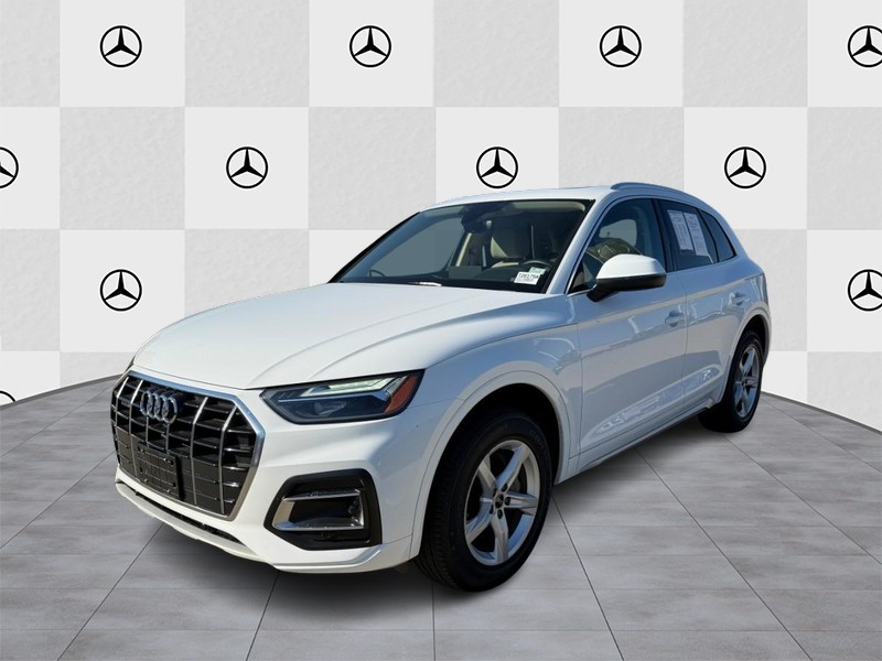Audi Q5 Vehicle Full-screen Gallery Image 6