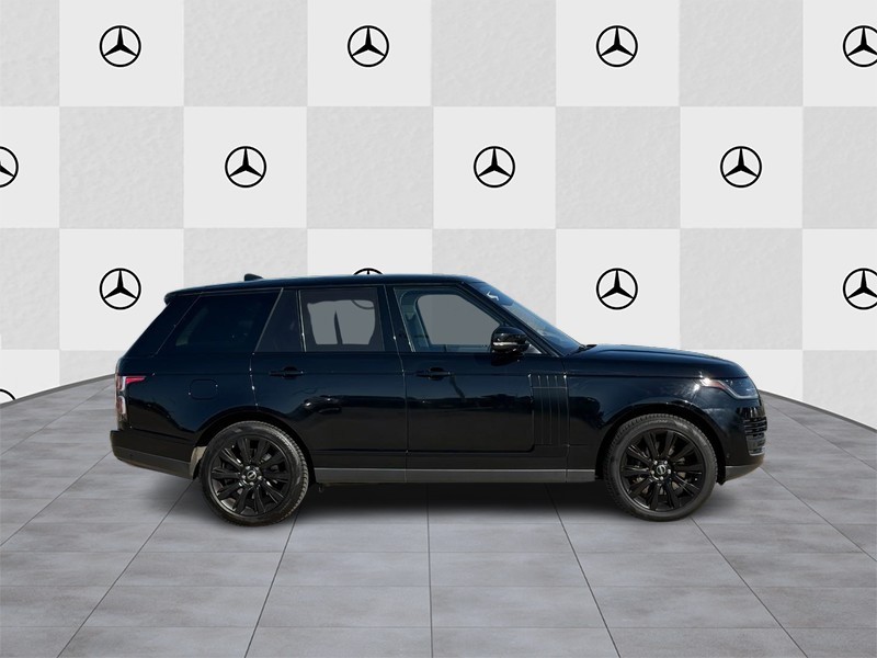 Land Rover Range Rover Vehicle Full-screen Gallery Image 02
