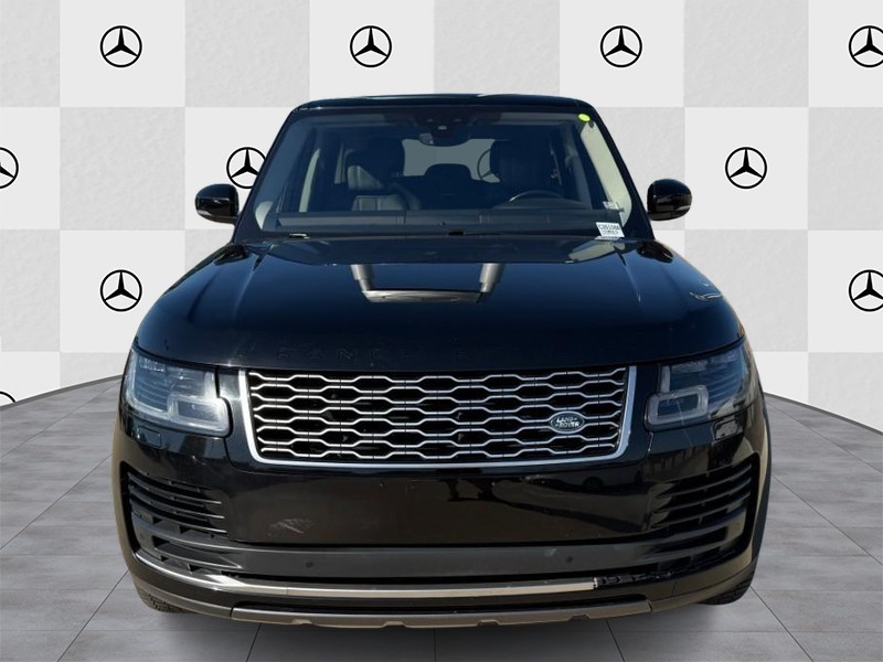 Land Rover Range Rover Vehicle Full-screen Gallery Image 04