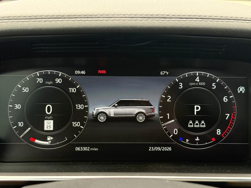Land Rover Range Rover Vehicle Full-screen Gallery Image 20
