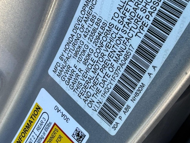 Honda Accord Sedan Vehicle Full-screen Gallery Image 26