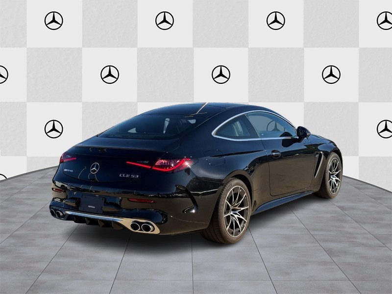 Mercedes-Benz CLE Vehicle Full-screen Gallery Image 03