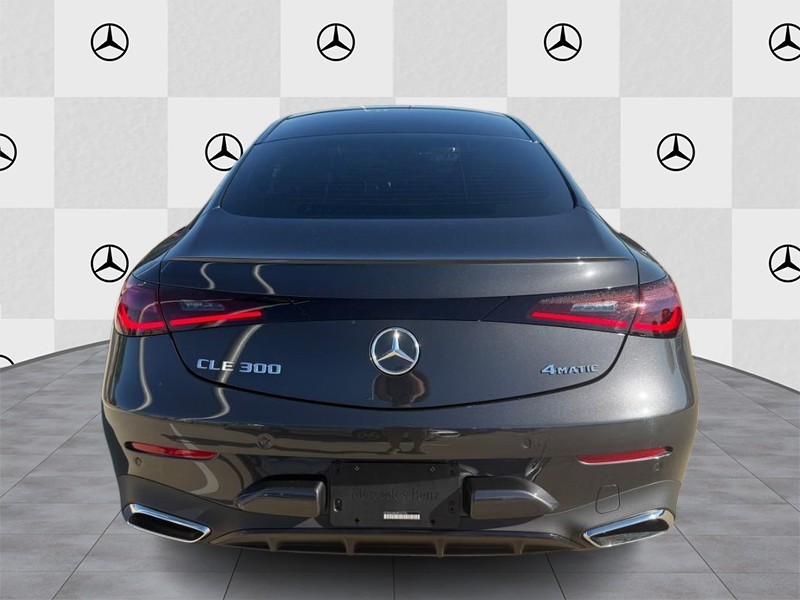 Mercedes-Benz CLE Vehicle Full-screen Gallery Image 06