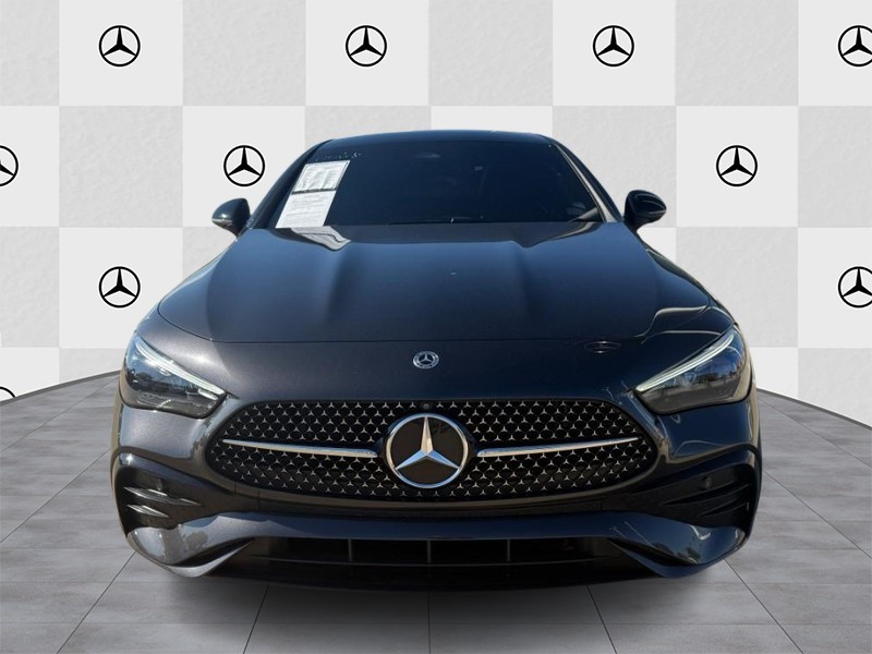 Mercedes-Benz CLE Vehicle Full-screen Gallery Image 07