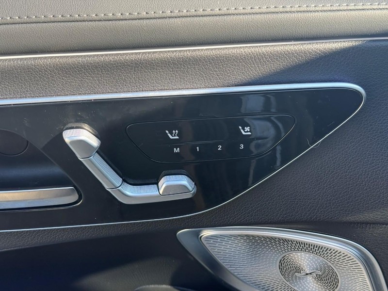 Mercedes-Benz CLE Vehicle Full-screen Gallery Image 15