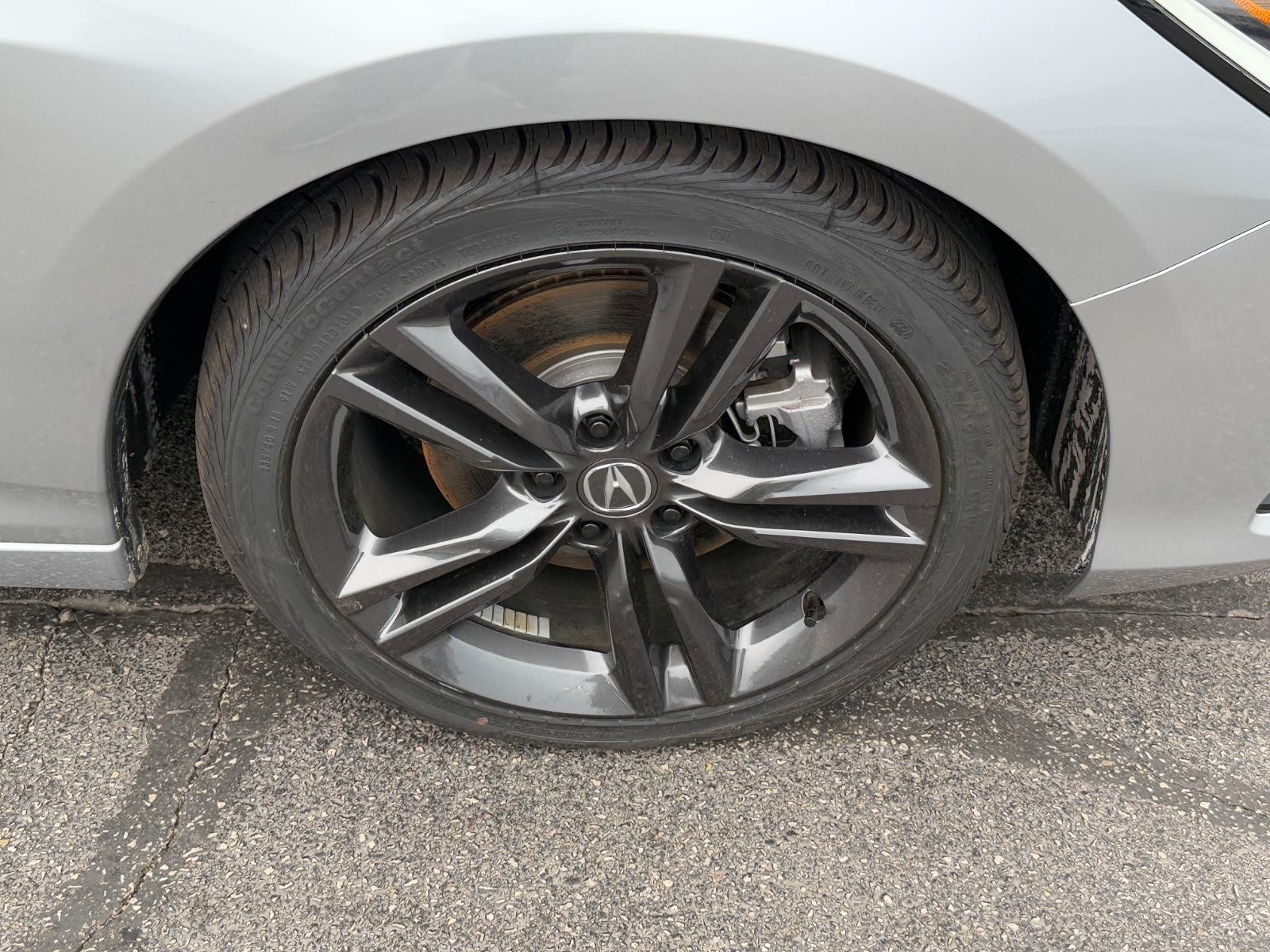 Acura Integra Vehicle Full-screen Gallery Image 09