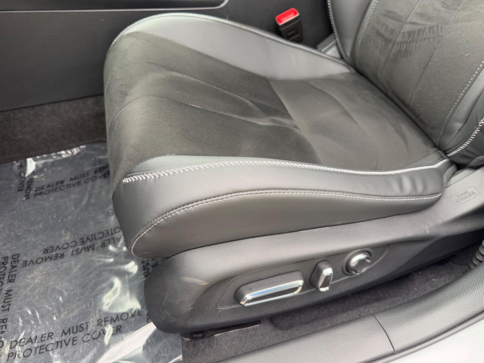 Acura Integra Vehicle Full-screen Gallery Image 14