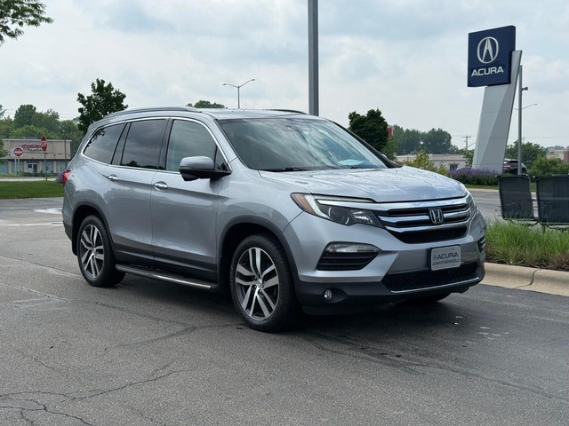 2017 Honda Pilot Touring at Acura Of Brookfield in Brookfield WI