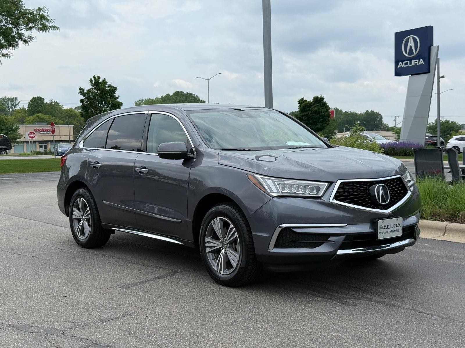 Acura MDX Vehicle Full-screen Gallery Image 01