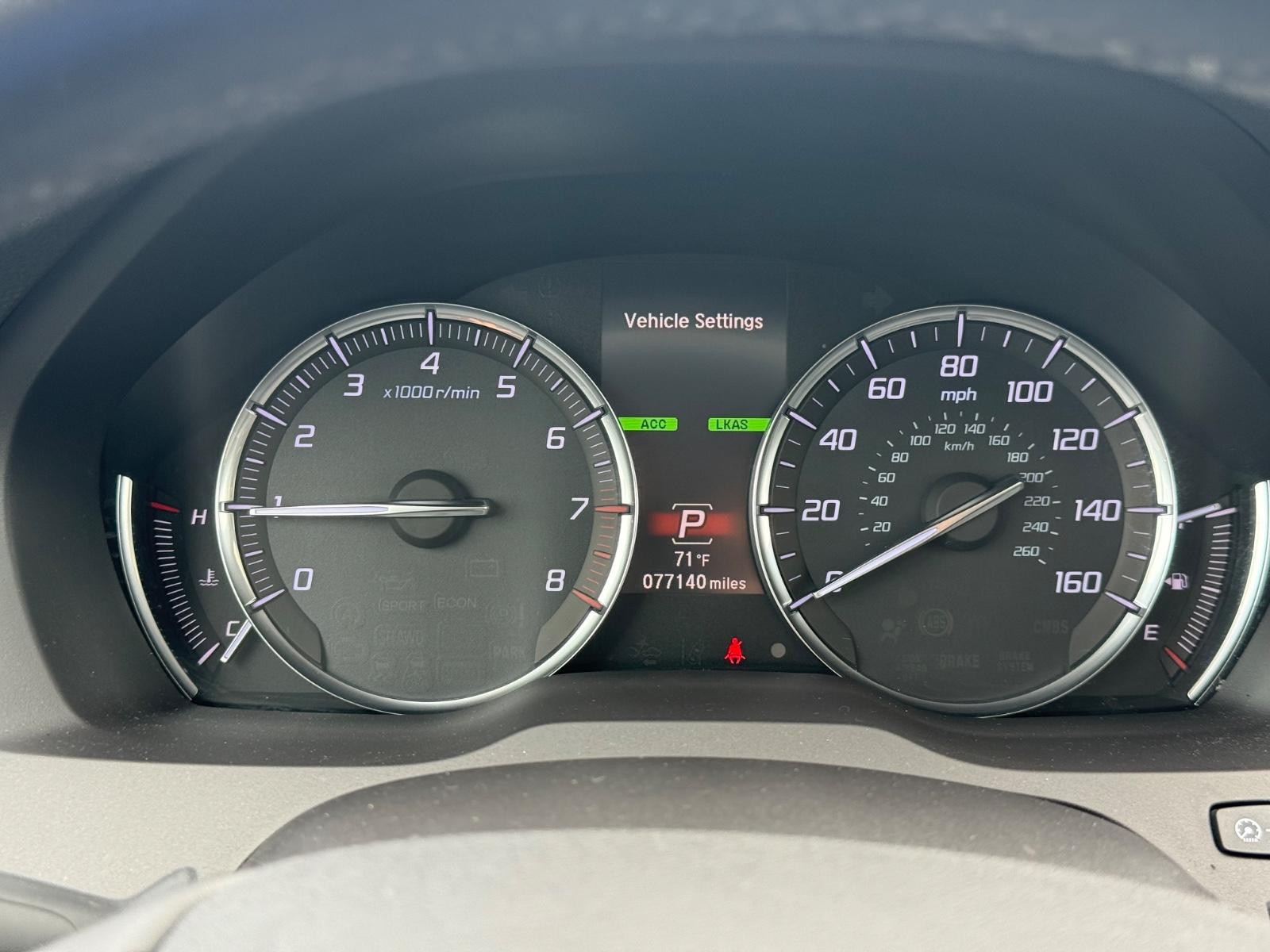 Acura MDX Vehicle Full-screen Gallery Image 18