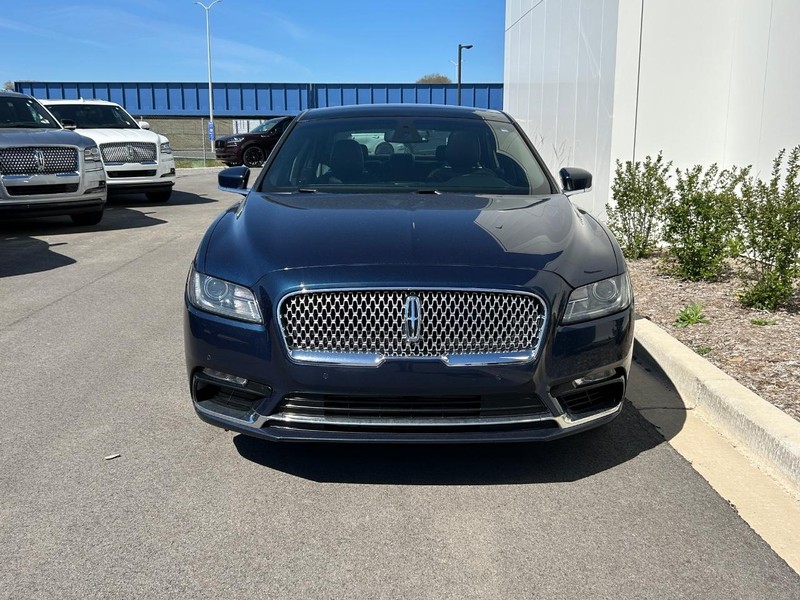2017 Lincoln Continental Reserve photo