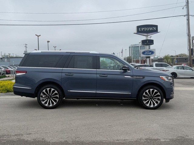 Used 2023 Lincoln Navigator Reserve L with VIN 5LMJJ3LG7PEL11314 for sale in Milwaukee, WI