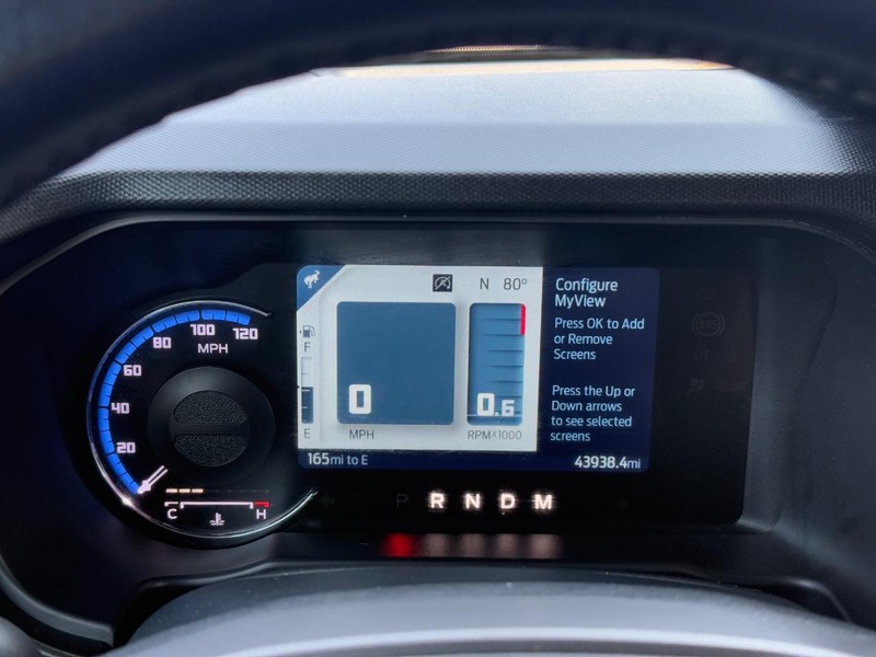 Ford Bronco Vehicle Full-screen Gallery Image 15