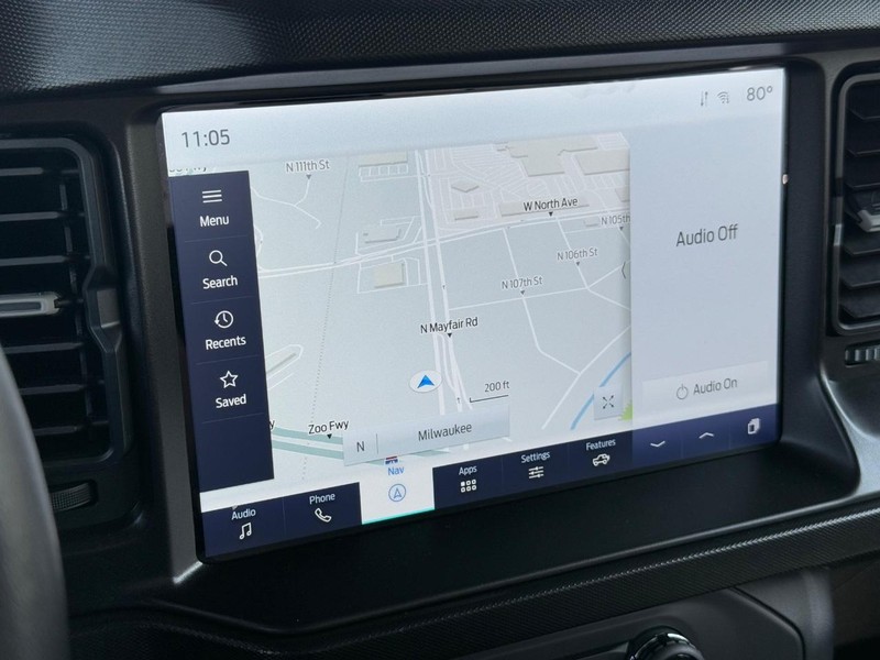 Ford Bronco Vehicle Full-screen Gallery Image 17