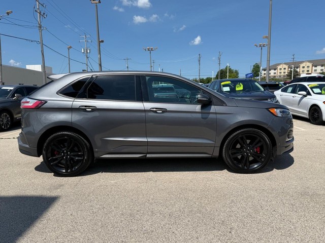 Used 2021 Ford Edge ST with VIN 2FMPK4AP5MBA11930 for sale in Milwaukee, WI