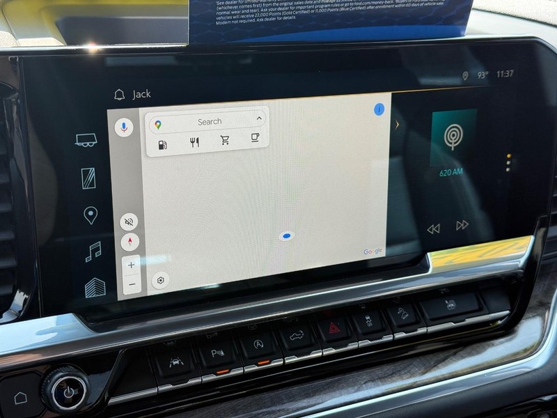 Chevrolet Silverado 1500 Vehicle Full-screen Gallery Image 14