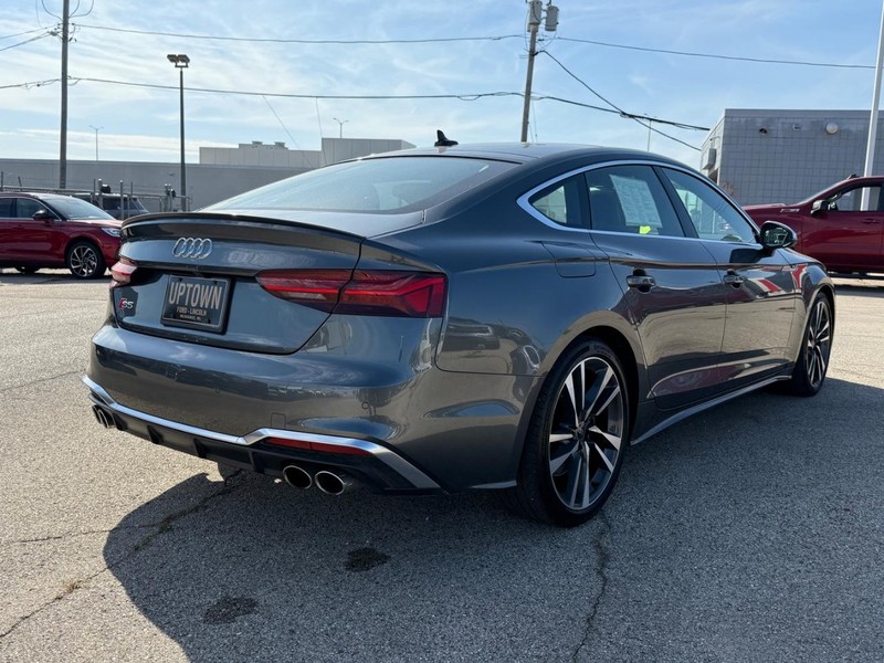 Audi S5 Sportback Vehicle Full-screen Gallery Image 03