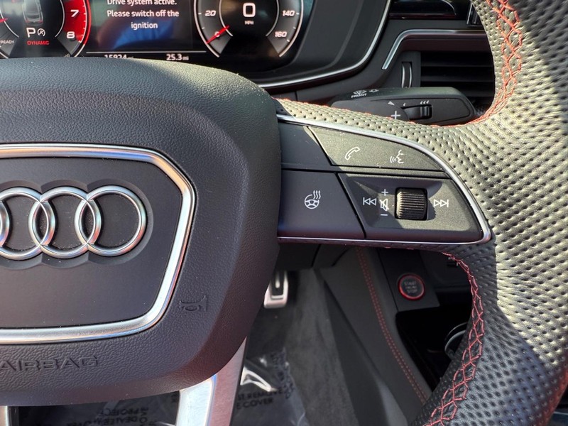 Audi S5 Sportback Vehicle Full-screen Gallery Image 19