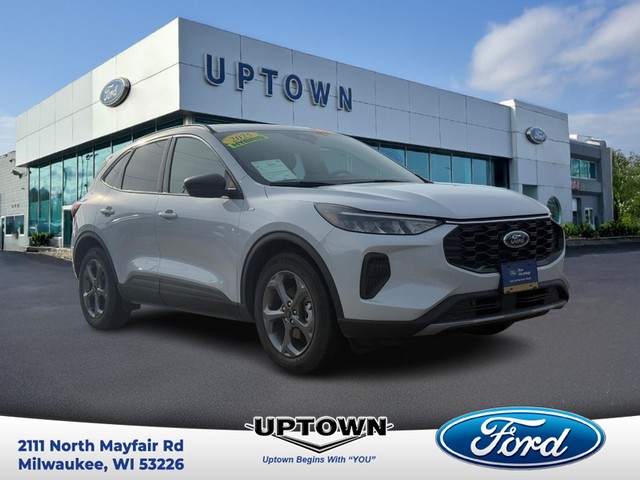 Milwaukee WI 2025 Ford Escape more details - ford escape