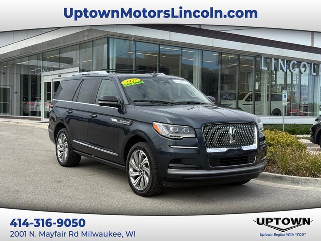 2022 Lincoln Navigator Reserve at Uptown Ford Lincoln in Milwaukee WI