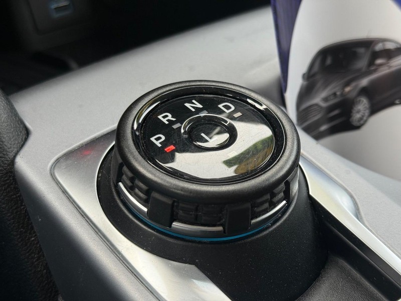 Ford Bronco Sport Vehicle Full-screen Gallery Image 18