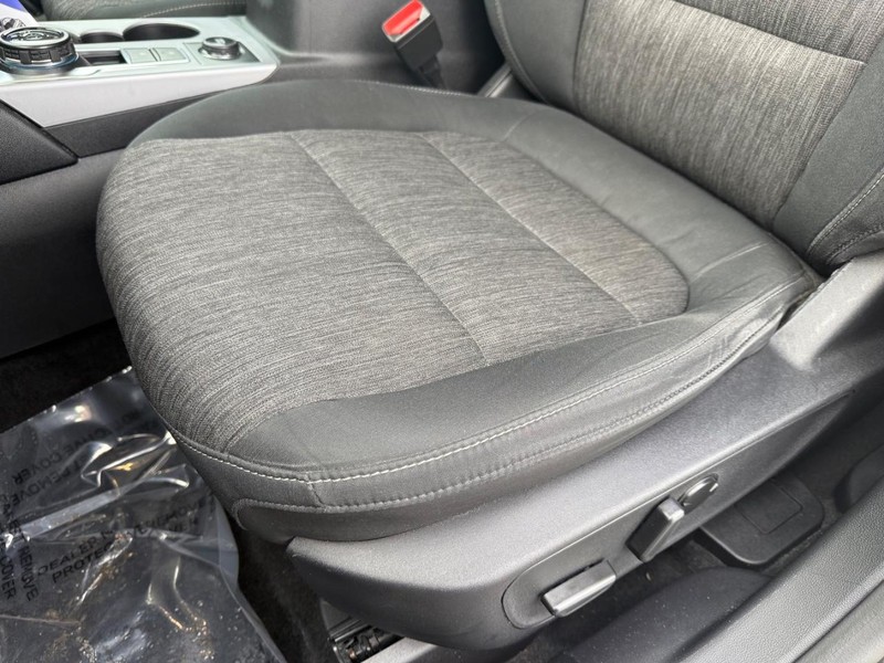 Ford Bronco Sport Vehicle Full-screen Gallery Image 22