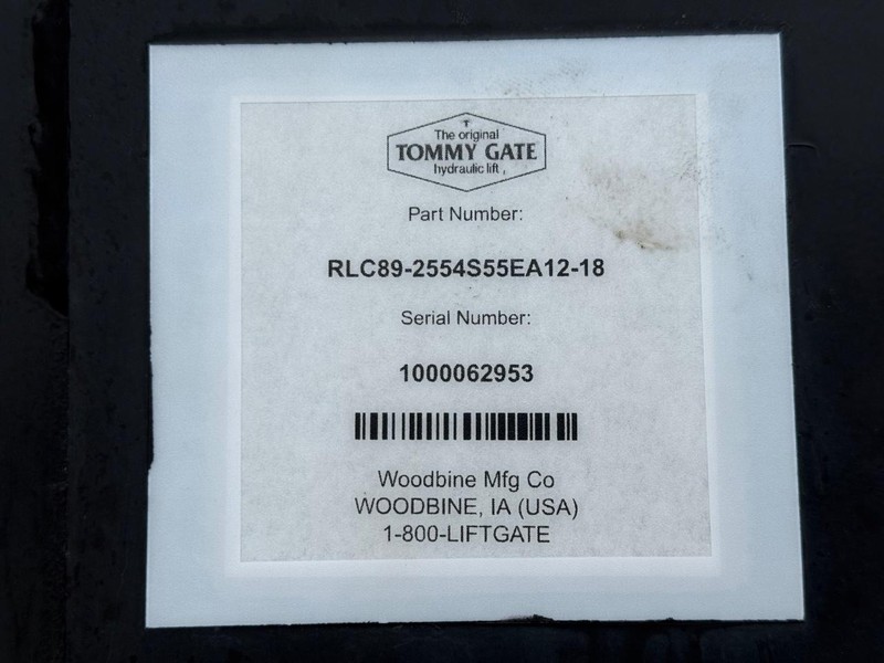 Ford E-Series Cutaway Vehicle Full-screen Gallery Image 09