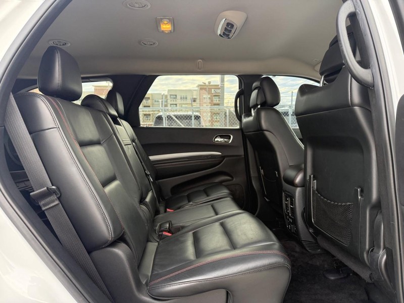 Dodge Durango Vehicle Full-screen Gallery Image 10