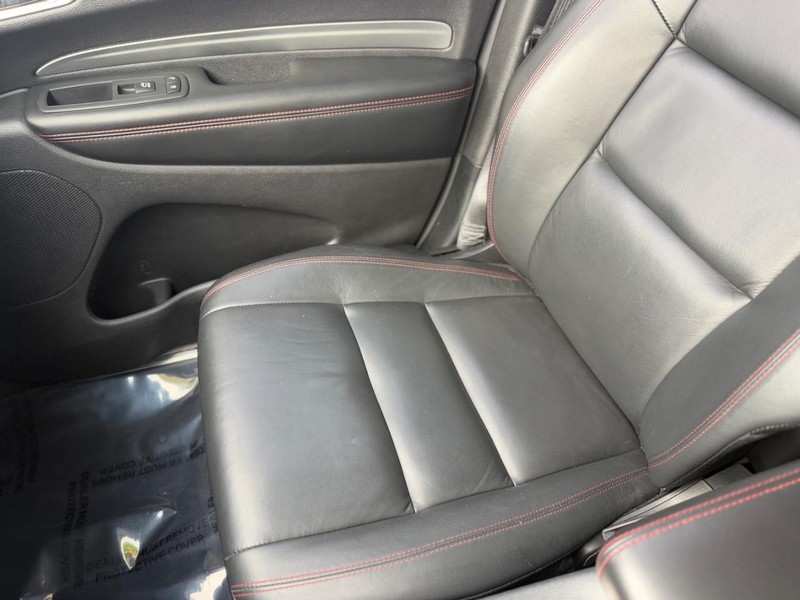 Dodge Durango Vehicle Full-screen Gallery Image 20