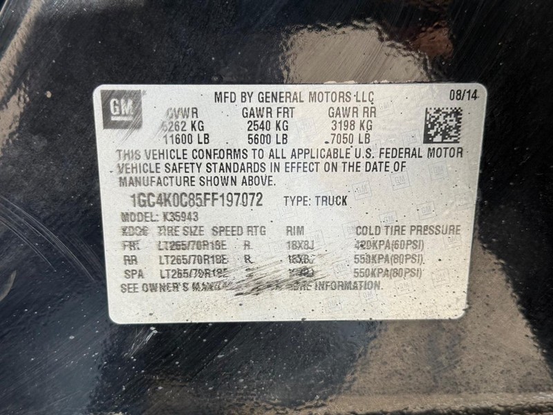 Chevrolet Silverado 3500HD Vehicle Full-screen Gallery Image 26