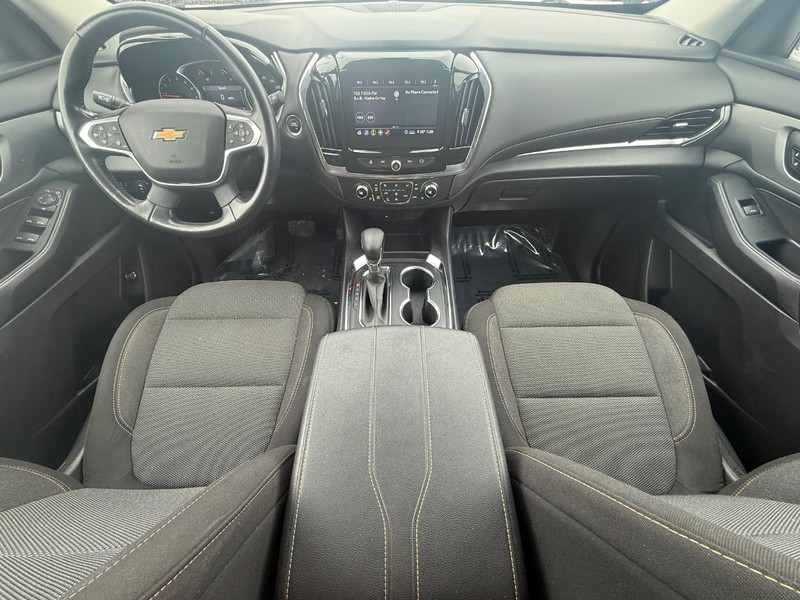 Chevrolet Traverse Vehicle Full-screen Gallery Image 13