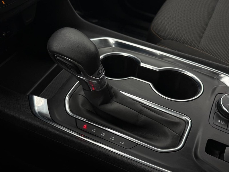 Chevrolet Traverse Vehicle Full-screen Gallery Image 20