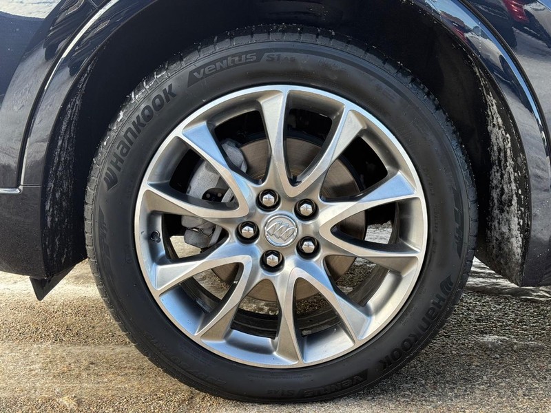 Buick Envision Vehicle Full-screen Gallery Image 09