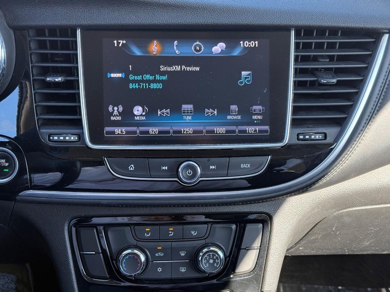Buick Encore Vehicle Full-screen Gallery Image 16