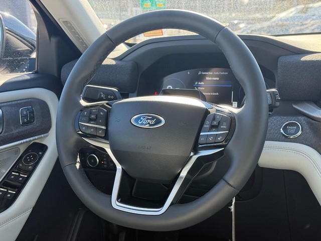 2026 Ford Explorer Platinum - Photo 17