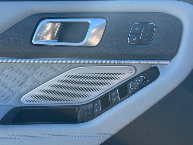 2026 Ford Explorer Platinum - Photo 26