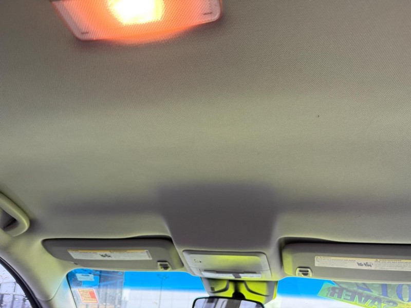 Chevrolet Cruze Vehicle Full-screen Gallery Image 11