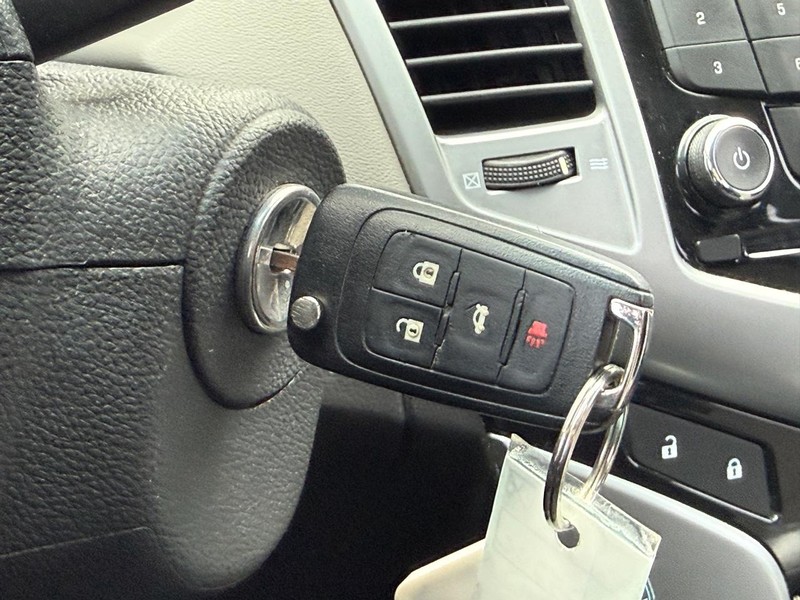 Chevrolet Cruze Vehicle Full-screen Gallery Image 23